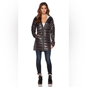 Canada Goose Hybridge Lite Coat in Graphite, Size Medium